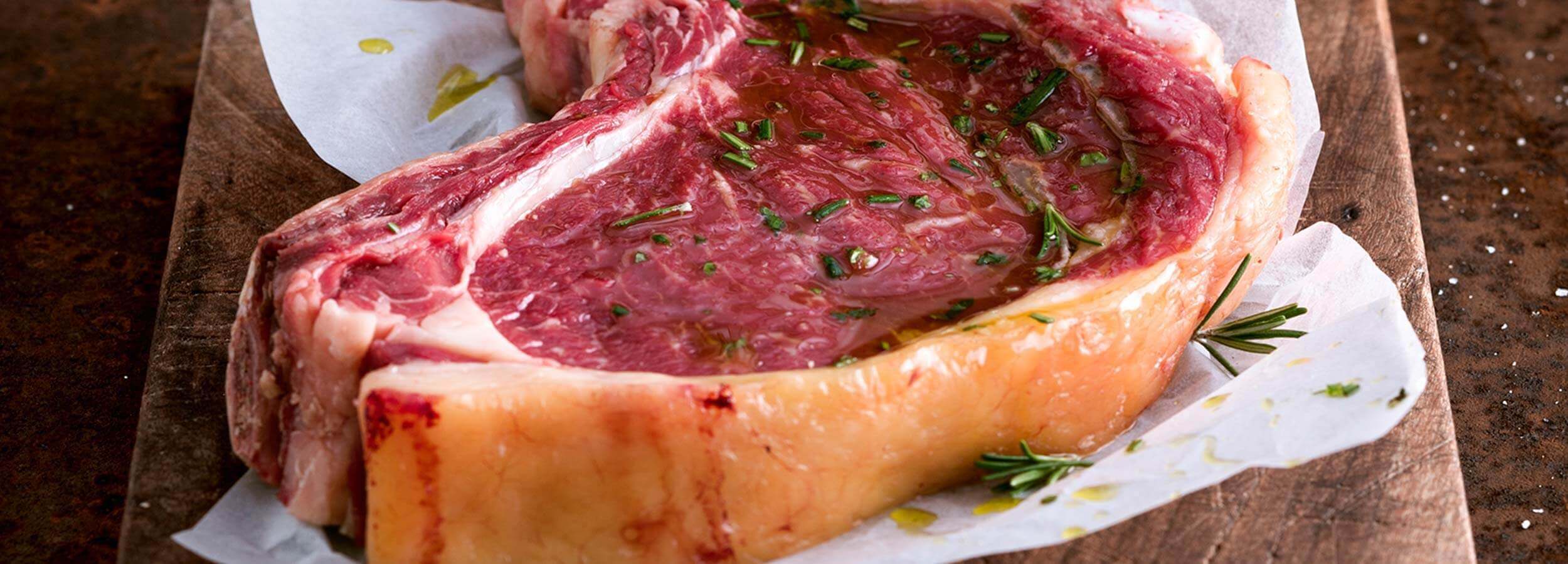 Speisekarte mit bayerischen Spezialitäten im bayerischem Wirtshaus und Restaurant &bdquo;Der Pschorr&ldquo;