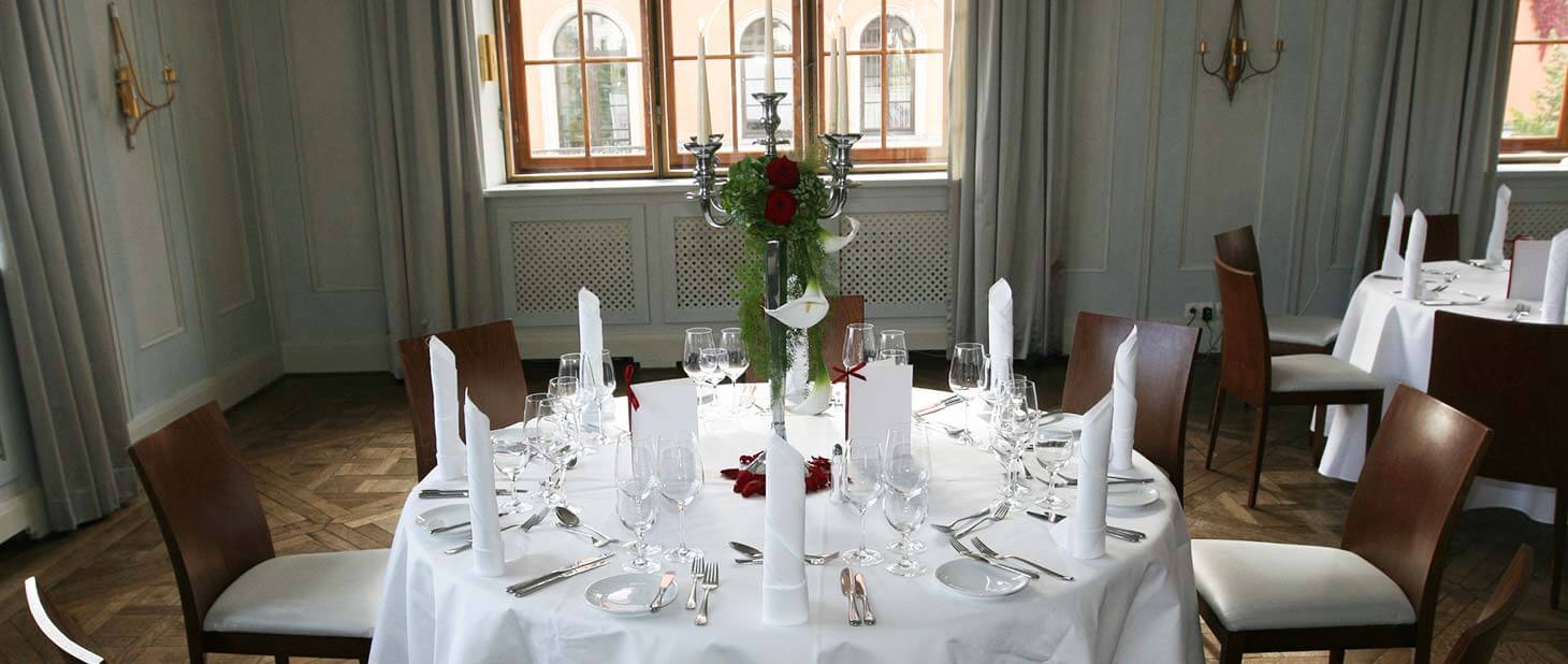 Figure: Seating arrangement and decoration