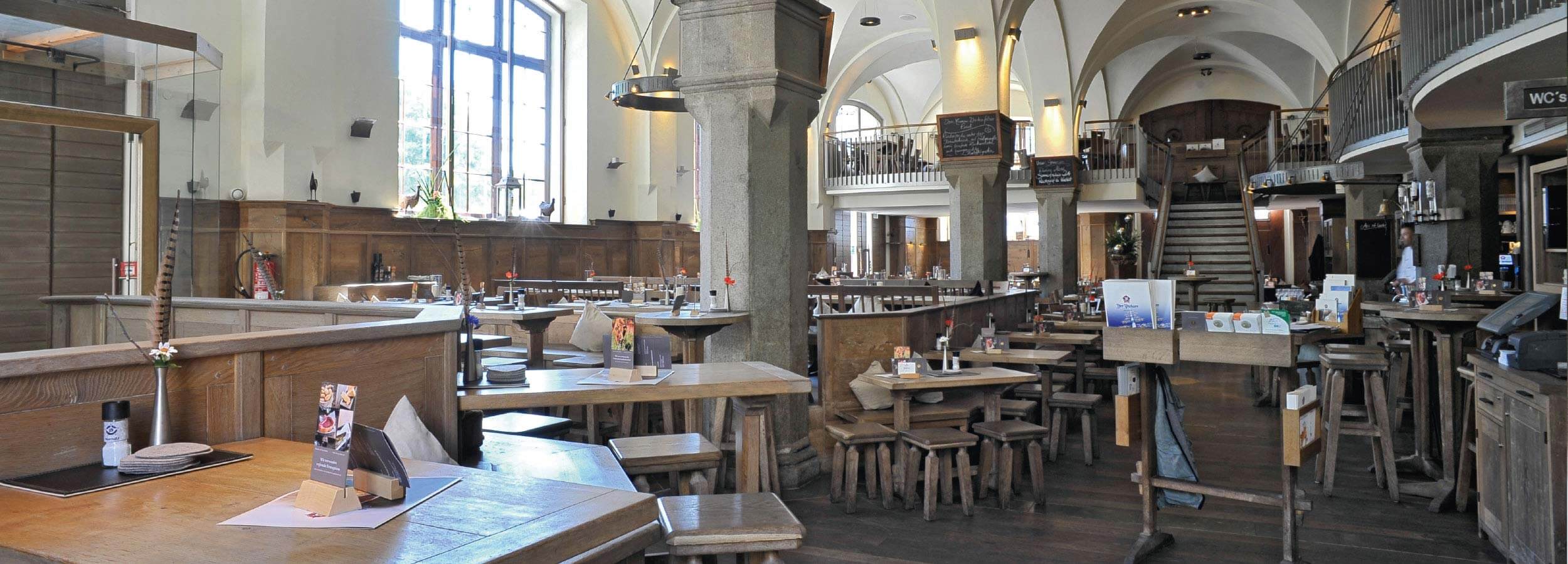 Restaurant Der Pschorr at Viktualienmarkt - inside view